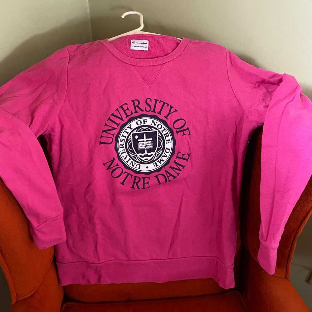 University of Notre Dame Fighting Irish Pink Champion Sweatshirt Women’s size L